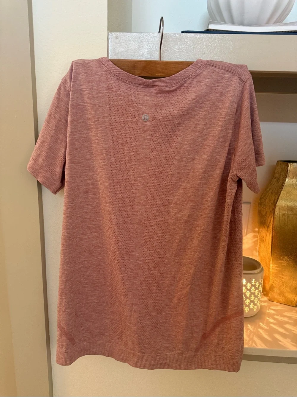lululemon athletica Short Sleeve Swiftly Tech Top - Dusty Rose Heather - Picture 3 of 6